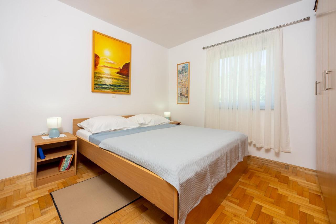 Apartments Petak Dramalj Ngoại thất bức ảnh