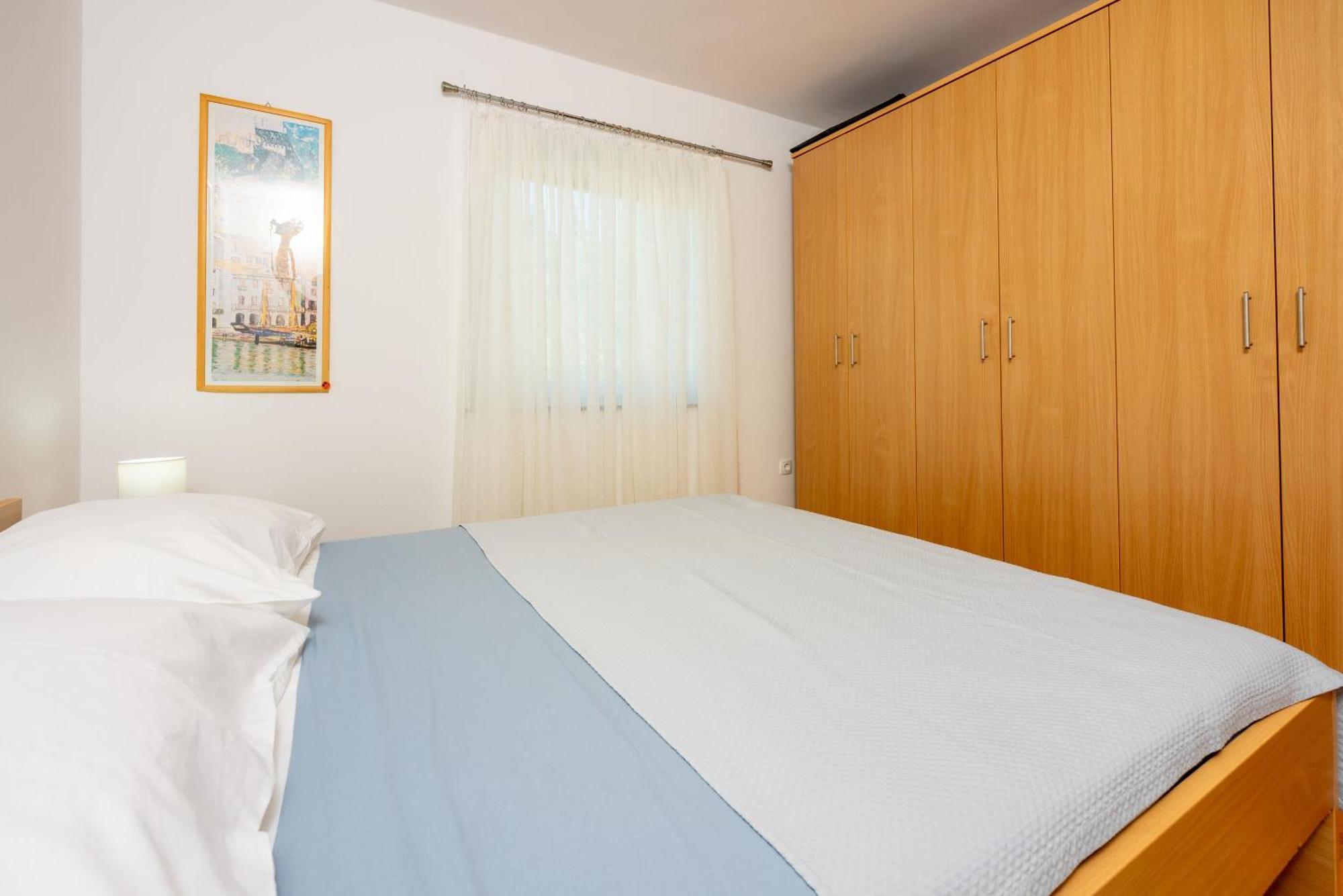 Apartments Petak Dramalj Ngoại thất bức ảnh